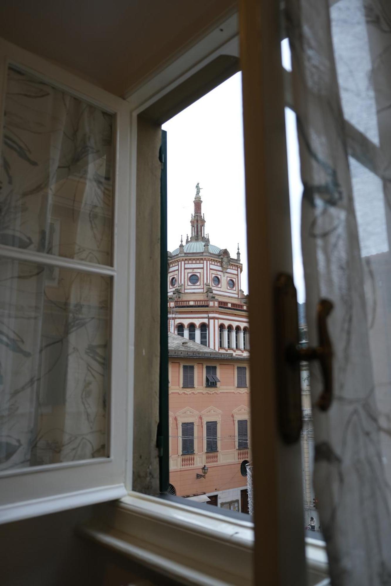 Finestra Sulla Piazza By Portofinovacanze 拉帕洛 外观 照片